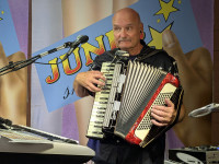 junixdfs2524