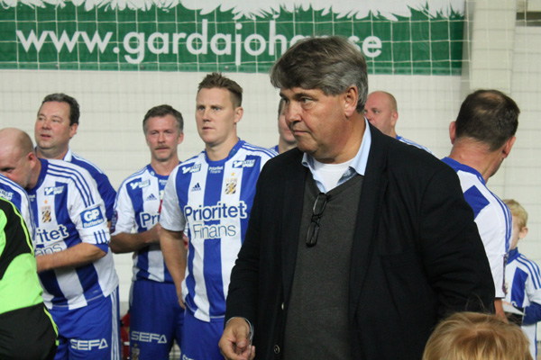 Thomas Wernerson med IFK spelare